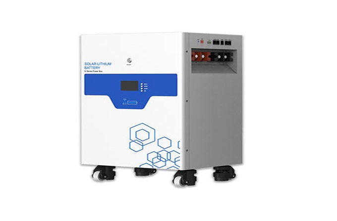 Batteria al litio a pavimento: una soluzione di accumulo energetico indispensabile