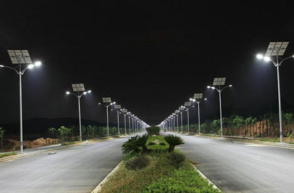 Fabbrica di lampioni solari: soluzioni di illuminazione intelligenti verdi ed ecocompatibili