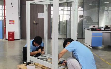 Installazione del sistema commerciale di accumulo di energia a batteria al litio da 60KWH 3
