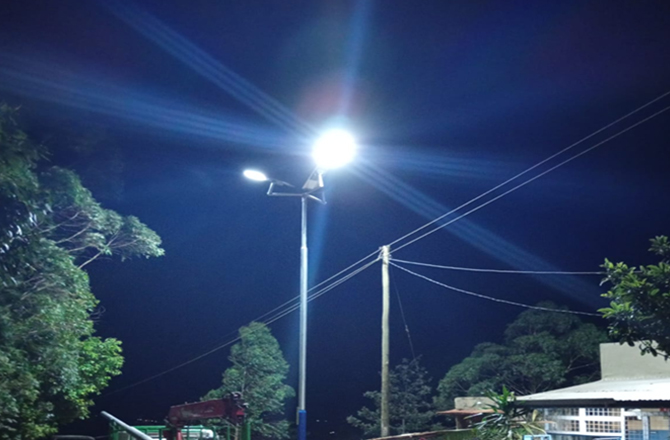 Anern SLV 150W Lampioni Solari All‑in‑One in Kenya